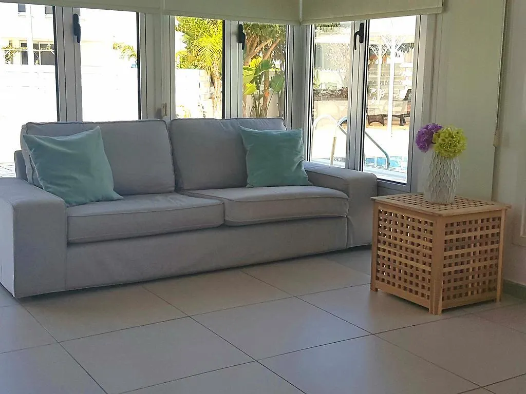 Colonial Beach Villa Perivolia Cyprus